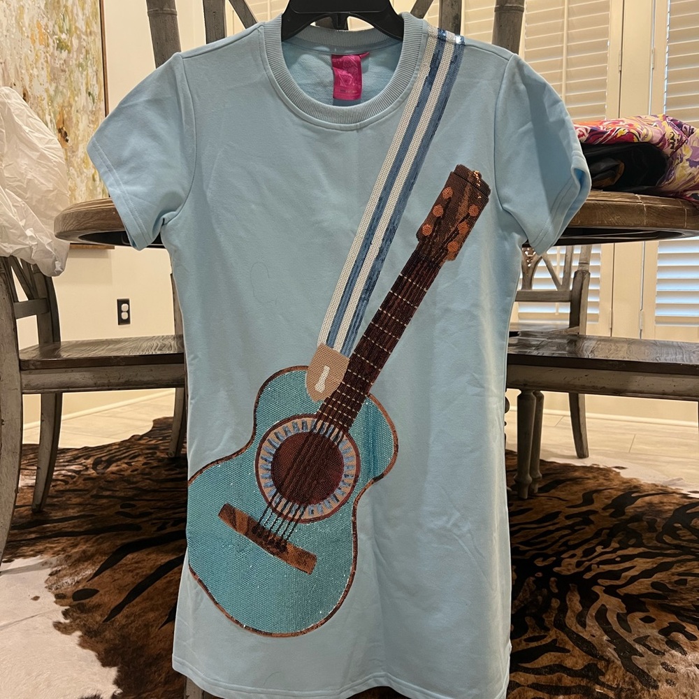 Queen of Sparkles  Guitar  dress. Size XS. Never worn but no tags. $85 firm